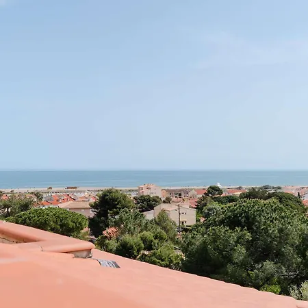 Climatisee 3 Avec Terrasse Vue A Saint Pierre La - Fr-1-409-188 * Fleury (Aude)