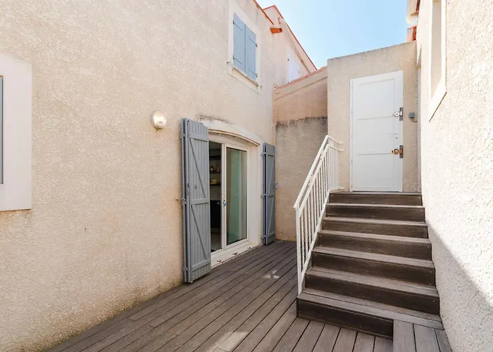 Climatisee 3 Avec Terrasse Vue A Saint Pierre La - Fr-1-409-188 Villa *