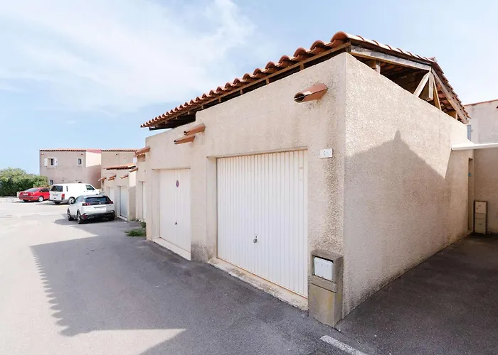 Climatisee 3 Avec Terrasse Vue A Saint Pierre La - Fr-1-409-188 Villa Fleury (Aude)