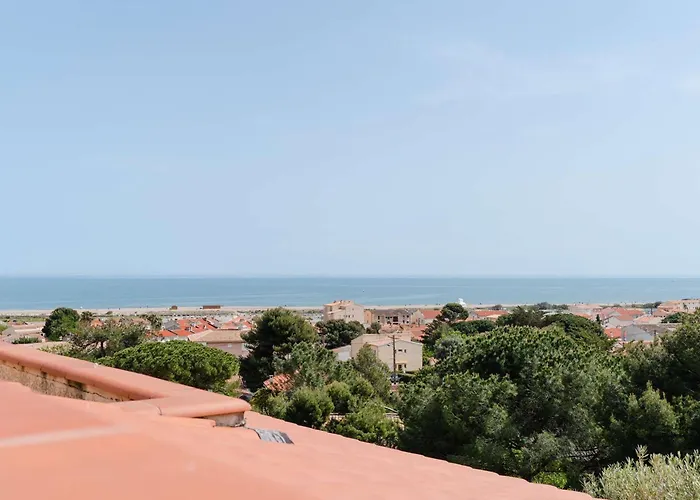 Climatisee 3 Avec Terrasse Vue A Saint Pierre La - Fr-1-409-188 * Fleury (Aude)